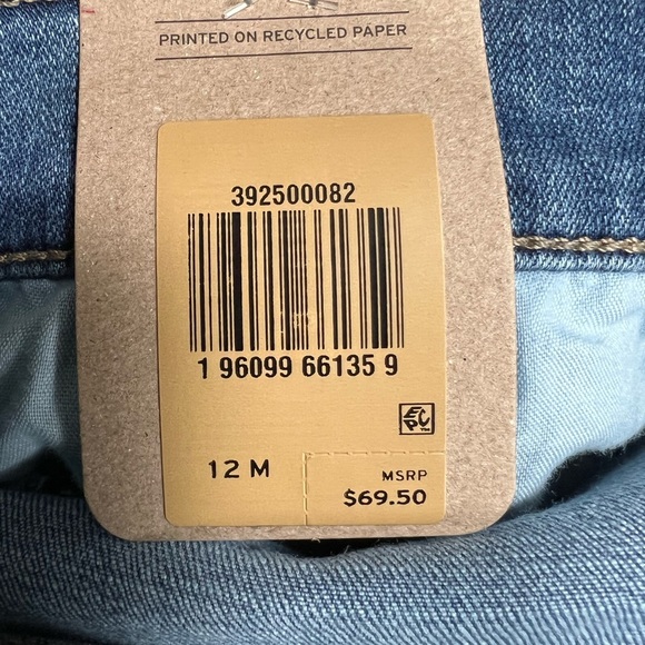Levi's Women's Classic Straight, Stellar Stretch Jeans Size 12 - Picture 10 of 10